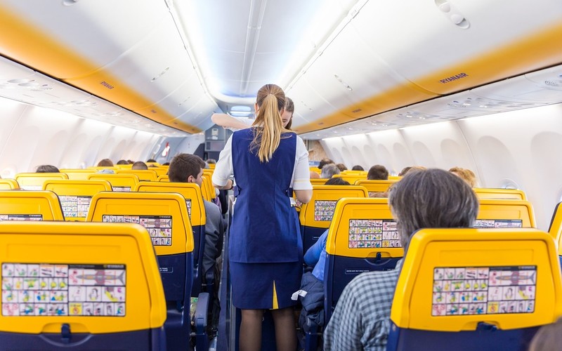 Ryanair rekrutuje. Potrzebny personel pokładowy na lotnisku Londyn Stansted i w Edynburgu