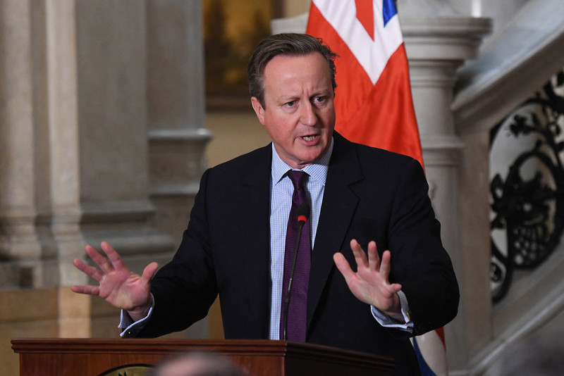UK foreign secretary: "If Huti attacks do not stop, we will take further action"