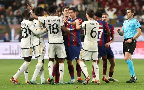 Supercopa de Espana: Lewandowski goal, but Real much better than Barcelona in final