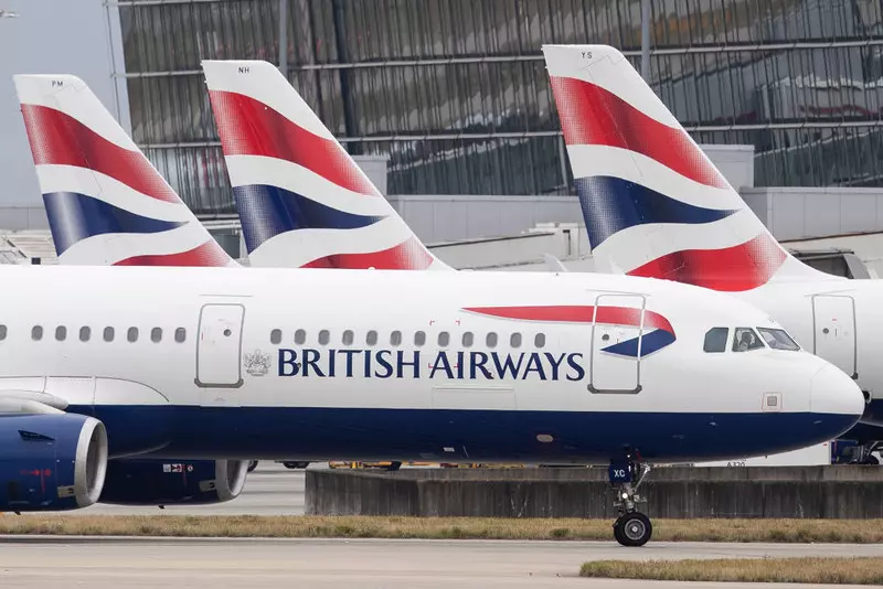 Pasażerowie w samolocie z UK zatrzymali deportację gangstera