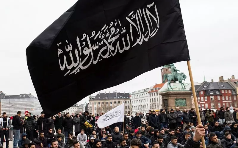 UK: Islamska organizacja Hizb ut-Tahrir wpisana na listę ugrupowań terrorystycznych