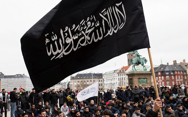 Home Office to ban Hizb ut-Tahrir as terror group