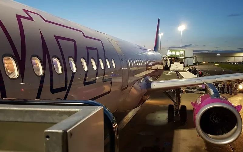 Wizz Air wypłaca pasażerom 1,2 miliona funtów za zakłócone loty