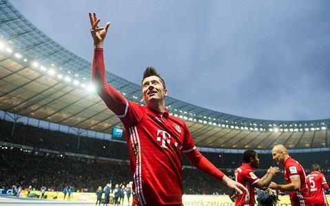 Liga niemiecka: Hat-trick Lewandowskiego, imponujące zwycięstwo Bayernu
