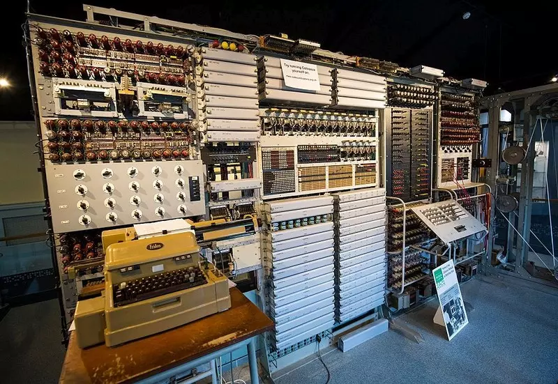 Brytyjski wywiad pokazał supertajny komputer, który pomógł wygrać II wojnę światową