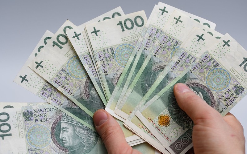 Experts: Average salary in Poland exceeded PLN 8,000 gross