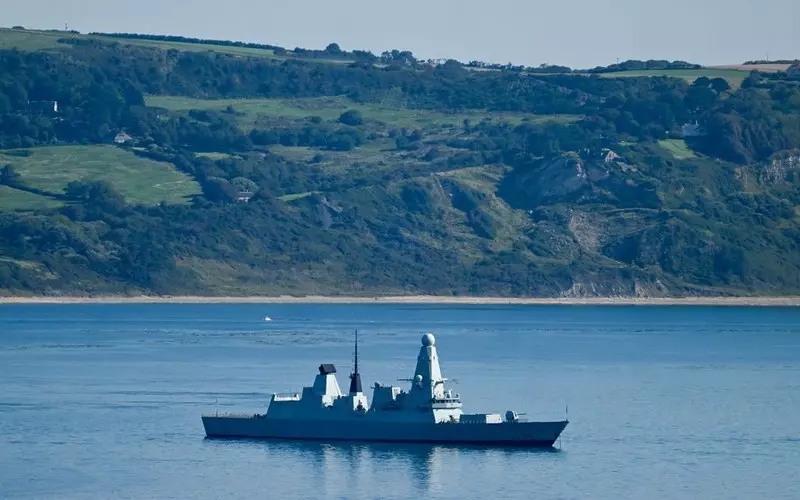 Brytyjski okręt HMS Diamond ponownie odparł ataki Huti