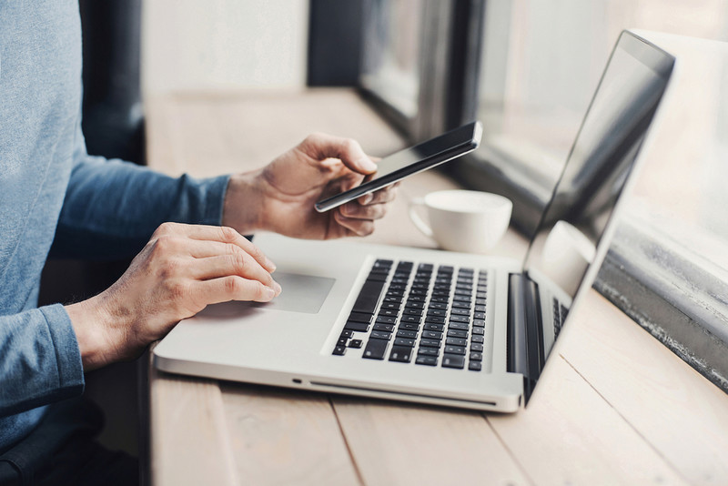 Which?: Użytkownicy usług mobilnych i internetu w UK stoją w obliczu "nieuczciwych" podwyżek cen