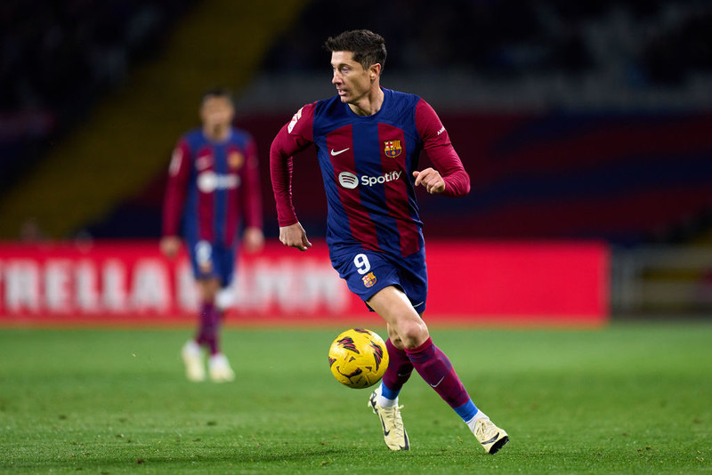 Skromna wygrana Barcelony, Lewandowski znów bez gola