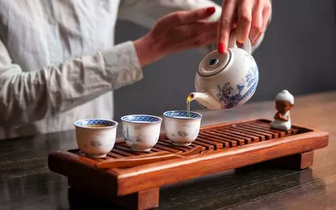 Chinese authorities have given 10 reasons why a citizen will be "called for tea"