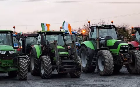 Irish farmers protest in solidarity with European counterparts