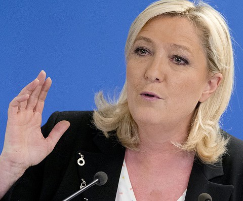 Marine Le Pen loses immunity from prosecution over IS images