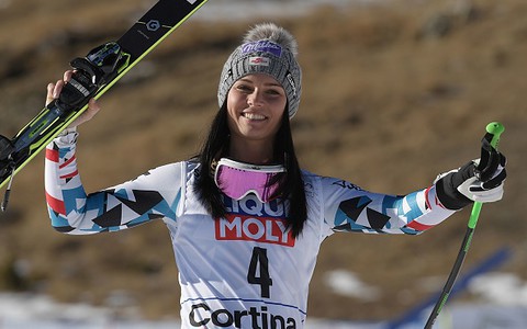 Anna Veith ends season early as Austrian injuries pile up