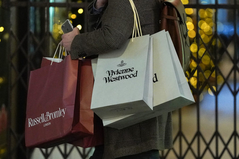 Tax-free shopping for tourists in UK may return as government eyes rethink