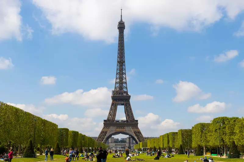 Paris has been getting greener for a decade, although the changes are also controversial