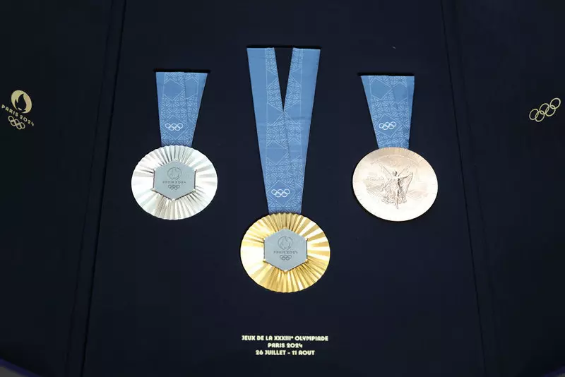 Paryż 2024: Fragmenty Wieży Eiffla znajdą się w medalach olimpijskich