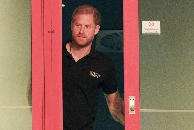 Książę Harry pragnie pojednać się z ciężko chorym ojcem
