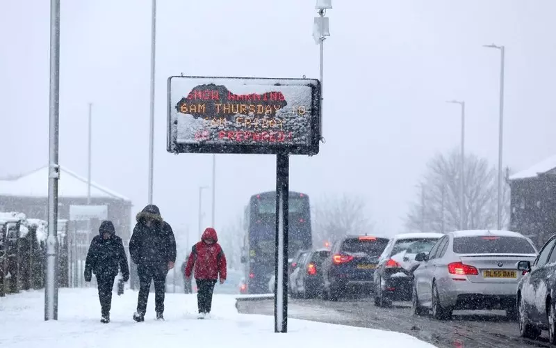 Pogoda w Wielkiej Brytanii: W całym kraju ostrzeżenia dotyczące śniegu i powodzi