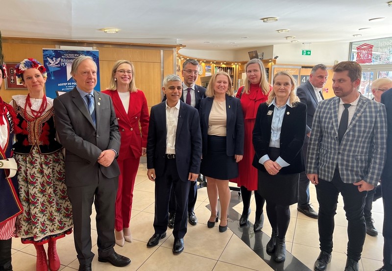 Mayor of London visited POSK building. He spoke on helping victims of domestic violence