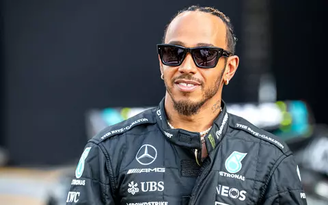 Formula 1: Hamilton begins final season at Mercedes