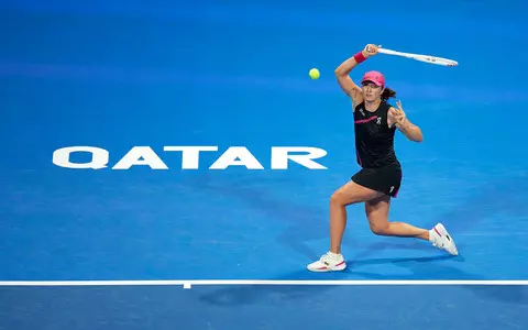 WTA tournament in Doha: Swiatek advances quickly to semi-finals 