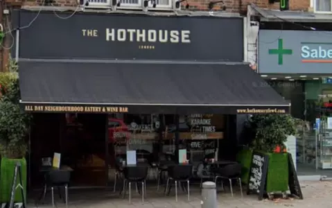 Popular Chiswick cafe loses licence after illegal workers discovered