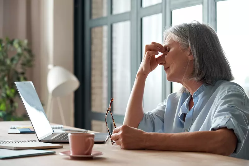 Firmy w UK mają obowiązek wspierać swoje pracownice w okresie menopauzy