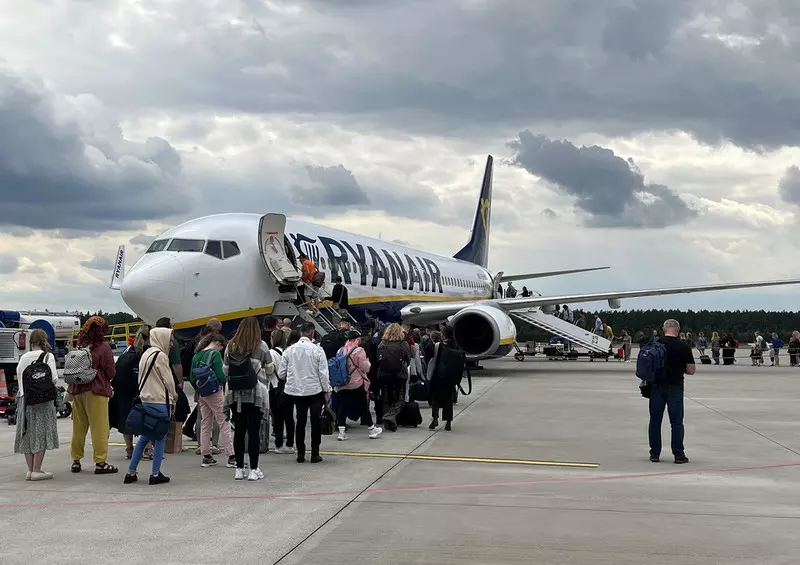 Ryanair zapowiada podwyżki cen biletów. Wszystko przez opóźnioną dostawę samolotów