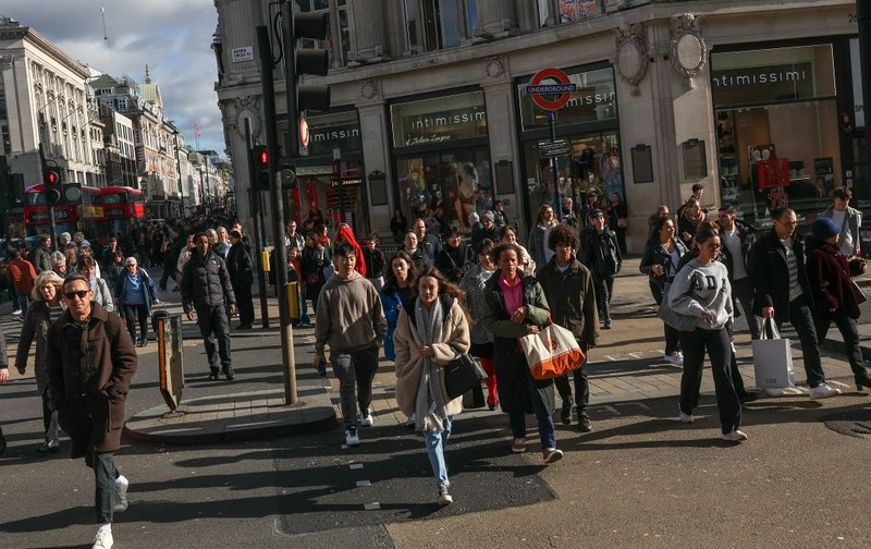Oxford Street sweeter – with fewer shops empty or selling candy