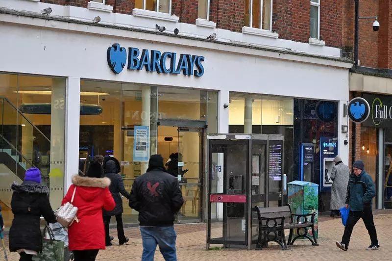 Bank closure crisis as 250 branches to close including Barclays and HSBC