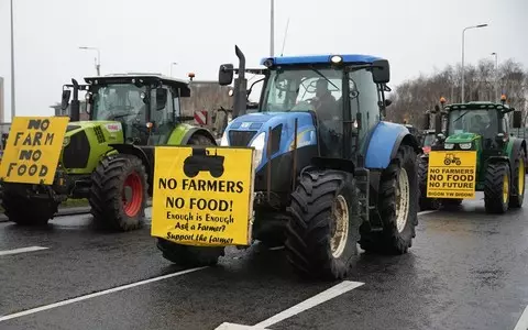 Welsh farmers protest oagainst new plan for granting subsidies