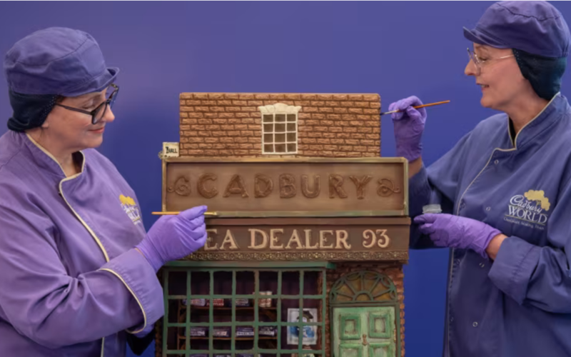 Firma Cadbury uczciła 200-lecie istnienia, odtwarzając czekoladowy model swojego pierwszego sklepu