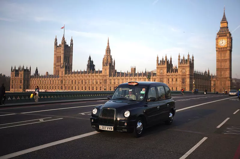 Londyńskie taksówki zdrożeją od kwietnia o wskaźnik dwukrotnie wyższy niż inflacja