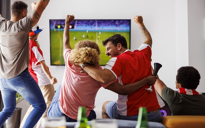 Piłkarski weekend w Europie: W Liverpoolu lider gra z mistrzem