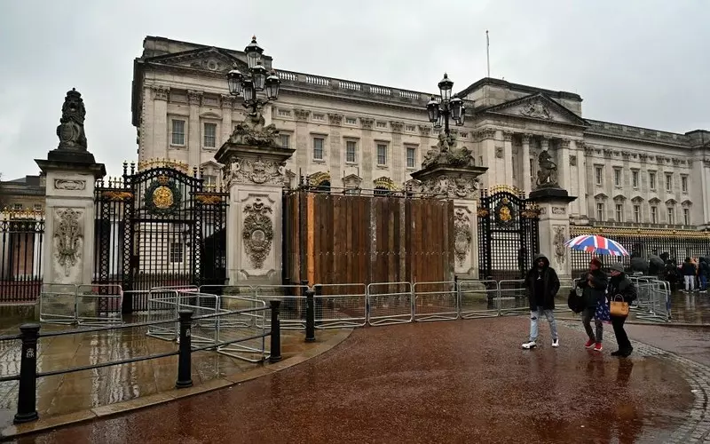 Londyn: Aresztowano mężczyznę, który uderzył samochodem w bramę pałacu Buckingham