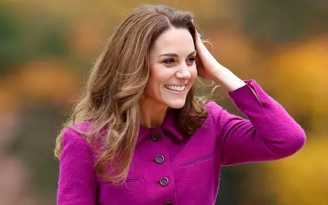 Kensington Palace silent after picture agencies pull first image of Kate after surgery 