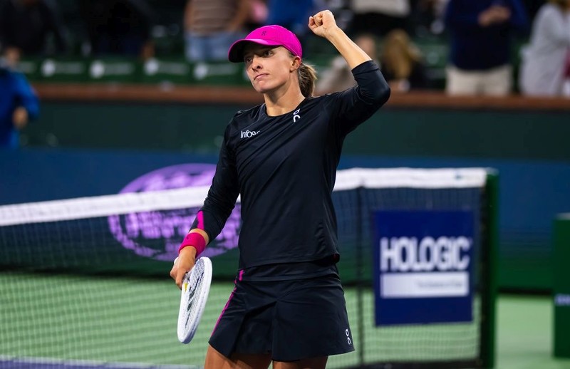 Turniej WTA w Indian Wells: Świątek awansowała do ćwierćfinału