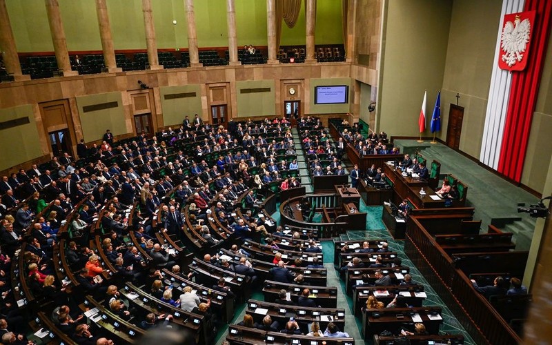 "Le Figaro": The return to the rule of law in Poland brings the first results