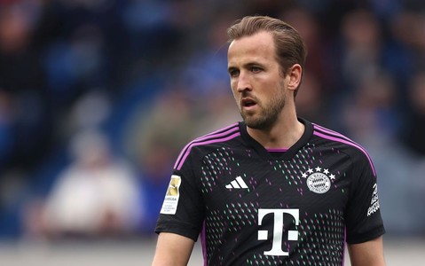 Five goals for Bayern, but Kane injured