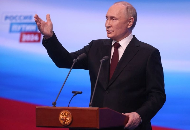 Grant Shapps: Putin zachowuje się jak współczesna wersja Stalina