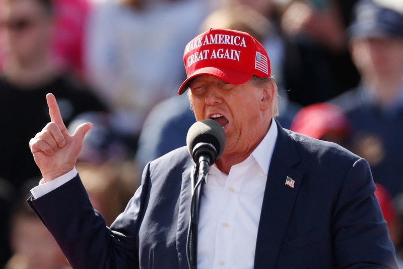 Donald Trump: Jeśli Europa będzie płacić, pozostaniemy w NATO