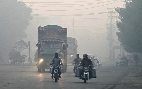 Experts: WHO air quality standards are met in only seven countries in the world