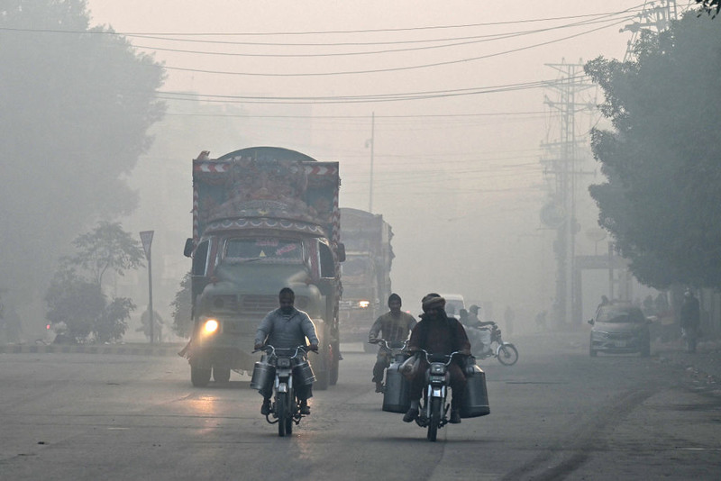 Experts: WHO air quality standards are met in only seven countries in the world