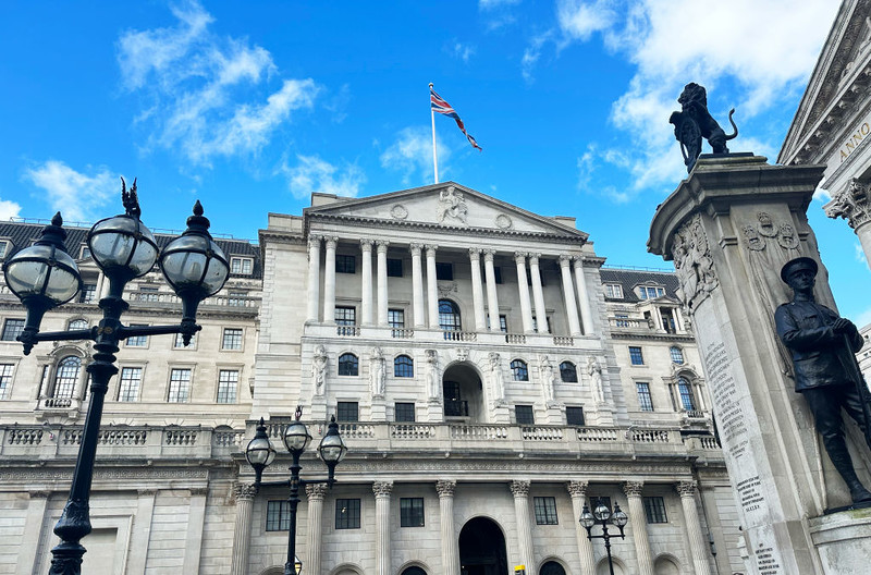 UK: None of the 121 Bank of England governors face trial
