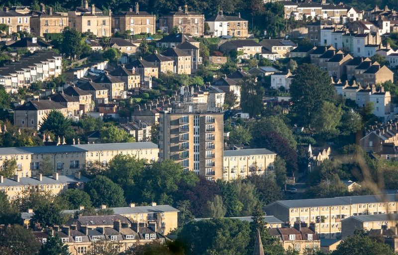 Mieszkania w UK mają "najgorszy stosunek jakości do ceny" ze wszystkich rozwiniętych gospodarek