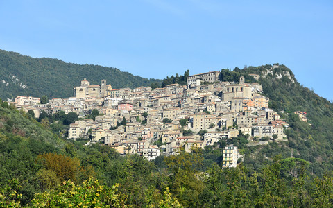 Italy: In a picturesque town, houses are not selling for €1