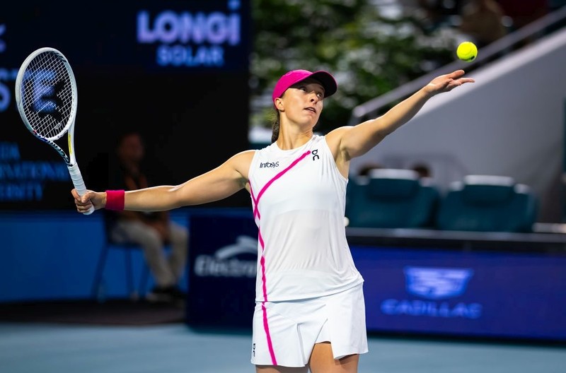 Turniej WTA w Miami: Świątek odpadła w 1/8 finału