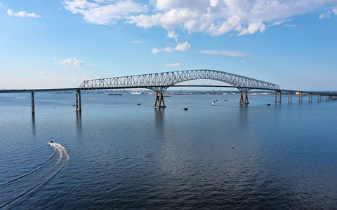 USA: A bridge collapsed in Baltimore. Cars fell into the water