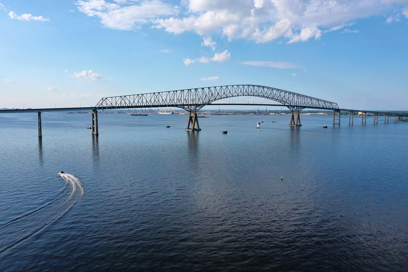 USA: Zawalił się most w Baltimore. Samochody wpadały do wody