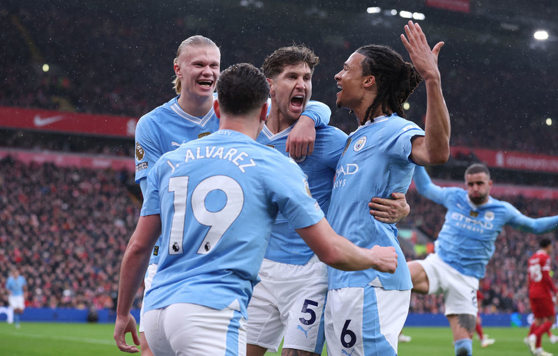 Analitycy przewidują końcowy triumf Manchesteru City w Premier League